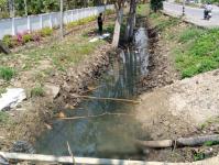 ดับเพลิงนครแม่สอด ออกดำเนินการสูบน้ำหน้าแขวงทางหลวงตากที่ 2 (แม่สอด)