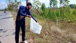 ดับเพลิงนครแม่สอด ออกจับงูเข้าบ้านประชาชน หมู่บ้านมารวย 