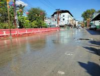 ดับเพลิงนครแม่สอด ออกดำเนินการฉีดล้างบริเวณหน้าแม่สอดมูลนิธิสามัคคีการกุศล ศาลเจ้าจีน