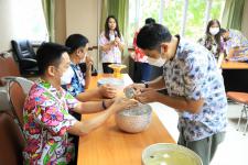 กองยุทธศาสตร์และงบประมาณ จัดกิจกรรมรดน้ำดำหัว เนื่องในประเพณีสงกรานต์ ประจำปี 2565