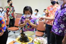 กองยุทธศาสตร์และงบประมาณ จัดกิจกรรมรดน้ำดำหัว เนื่องในประเพณีสงกรานต์ ประจำปี 2565