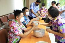 กองยุทธศาสตร์และงบประมาณ จัดกิจกรรมรดน้ำดำหัว เนื่องในประเพณีสงกรานต์ ประจำปี 2565