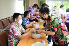 กองยุทธศาสตร์และงบประมาณ จัดกิจกรรมรดน้ำดำหัว เนื่องในประเพณีสงกรานต์ ประจำปี 2565