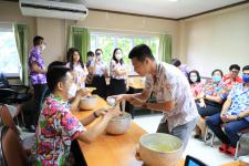 กองยุทธศาสตร์และงบประมาณ จัดกิจกรรมรดน้ำดำหัว เนื่องในประเพณีสงกรานต์ ประจำปี 2565