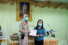 โครงการฝึกอาชีพให้ความรู้ชุมชนในเขตเทศบาลนครแม่สอดระยะยาว ประจำปีงบประมาณ 2564 หลักสูตรที่ 1 ดอกไม้ประดิษฐ์จากริบบิ้นผ้า