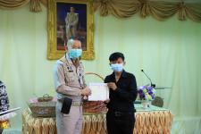 โครงการฝึกอาชีพให้ความรู้ชุมชนในเขตเทศบาลนครแม่สอดระยะยาว ประจำปีงบประมาณ 2564 หลักสูตรที่ 1 ดอกไม้ประดิษฐ์จากริบบิ้นผ้า