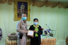 โครงการฝึกอาชีพให้ความรู้ชุมชนในเขตเทศบาลนครแม่สอดระยะยาว ประจำปีงบประมาณ 2564 หลักสูตรที่ 1 ดอกไม้ประดิษฐ์จากริบบิ้นผ้า