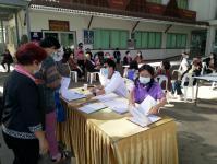โครงการฝึกอาชีพให้ความรู้ชุมชนในเขตเทศบาลนครแม่สอดระยะยาว ประจำปีงบประมาณ 2564 หลักสูตรที่ 1 ดอกไม้ประดิษฐ์จากริบบิ้นผ้า