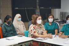 รองนายกเทศมนตรีนครแม่สอดนครแม่สอด จัดประชุมพนักงานเทศบาล พนักงานจ้าง กองการศึกษาเทศบาลนครแม่สอด