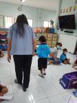 คลินิกชุมชนอบอุ่นเทศบาลนครแม่สอด ออกให้บริการตรวจสุขภาพเด็กนักเรียนศูนย์พัฒนาเด็กเล็กวัดอรัญญเขต