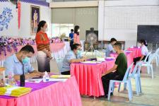 โรงเรียนเทศบาลเฉลิมพระเกียรติสมเด็จพระเทพรัตนราชสุดา ฯ สยามบรมราชกุมารี สังกัดกองการศึกษา เทศบาลนครแม่สอด ตรวจสุขภาพประจำปีให้กับนักเรียน ระดับชั้นมัธยมศึกษาปีที่ 4 ประจำปีการศึกษา 2565