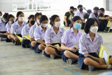 โรงเรียนเทศบาลเฉลิมพระเกียรติสมเด็จพระเทพรัตนราชสุดา ฯ สยามบรมราชกุมารี สังกัดกองการศึกษา เทศบาลนครแม่สอด ตรวจสุขภาพประจำปีให้กับนักเรียน ระดับชั้นมัธยมศึกษาปีที่ 4 ประจำปีการศึกษา 2565