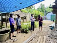 ลงพื้นที่ชุมชนสองแควสอง เพื่อติดตามการปรับสภาพที่อยู่อาศัยแก่ผู้ประสบปัญหาทางสังคม 