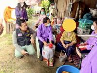 ลงพื้นที่เยี่ยมบ้านผู้ประสบปัญหาด้านการครองชีพ 