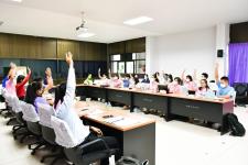 โรงเรียนเทศบาลเฉลิมพระเกียรติฯ จัดประชุมครูและบุคลากรทางการศึกษาประจำเดือน พฤศจิกายน 2565