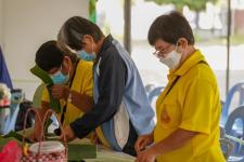 กองการศึกษาเทศบาลนครแม่สอด จัดงานสืบสานประเพณีลอยกระทง ประจำปีงบประมาณ 2565
