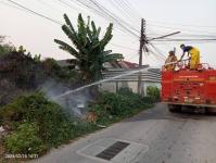 ดับเพลิงนครแม่สอด ออกระงับเหตุเพลิงไหม้กองขยะ ภายในหมู่บ้านมารวยแม่สอด