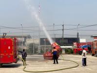 ดับเพลิงนครแม่สอด ร่วม ปภ.เขต 8 กำแพงเพชร ฉีดพ่นหมอกควัน ณ สถานีดับเพลิงนครแม่สอด