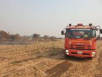 ดับเพลิงนครแม่สอด ออกสนับสนุน อบต.แม่ปะ ระงับเหตุเพลิงไหม้ไร่อ้อย ใกล้หมู่บ้านห้วยกะโหลก