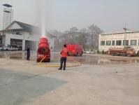 ฉีดน้ำพ่นหมอกควัน ร่วม ปภ. พื้นที่อำเภอแม่สอด