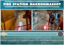 ดับเพลิงนครแม่สอด ออกฉีดล้างถนน เพื่อลดฝุ่น pm2.5 ถนนศรีพานิช