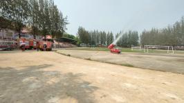 ฉีดน้ำพ่นหมอกควัน ร่วม ปภ. จุดโรงเรียนสรรพวิทยาคม