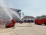 ดับเพลิงนครแม่สอด ออกฉีดพ่นละอองน้ำลดหมอกควัน พื้นที่อำเภอแม่สอด (23/3/66)