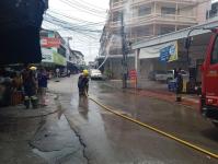 ดับเพลิงนครแม่สอด ออกระงับเหตุเพลิงไหม้สายไฟฟ้า(สื่อสาร) สี่แยกใกล้ร้านไทยแสงทอง