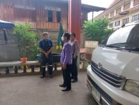 ดับเพลิงนครแม่สอด ออกตัดต้นไม้หน้าบ้านประชาชน บริเวณหลังวัดชุมพลคีรี