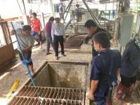 ดับเพลิงนครแม่สอด ออกฉีดดันท่อระบายน้ำภายในโรงพยาบาลแม่สอด