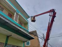 ดับเพลิงนครแม่สอด ออกทำการแก้ไขรางน้ำหลุดห้อยบ้านประชาชน ชุมชนอิสลาม