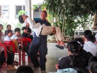 ฝึกดับเพลิงขั้นต้น ศูนย์ฝึกภัตตาคารและการโรงแรม HCTC