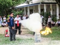 ฝึกดับเพลิงขั้นต้น ศูนย์ฝึกภัตตาคารและการโรงแรม HCTC