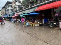 งานเทศกิจนครแม่สอด ออกตรวจความเรียบร้อยและจัดระเบียบตลาดเทศบาลนครแม่สอด 13-14 ส.ค.2566
