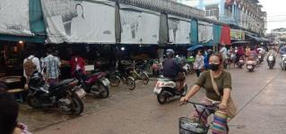 งานเทศกิจนครแม่สอด ออกตรวจความเรียบร้อยและจัดระเบียบตลาดเทศบาลนครแม่สอด 20 ส.ค.2566