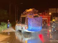 ดับเพลิงนครแม่สอด ออกระงับเหตุเพลิงไหม้รถยนต์ติดคอก บริเวณบ้านห้วยกะโหลก