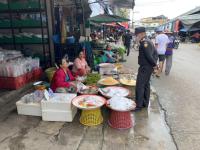 งานเทศกิจนครแม่สอด ออกตรวจความเรียบร้อยและจัดระเบียบตลาดเทศบาลนครแม่สอด 24 ส.ค.2566