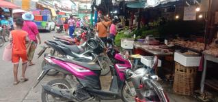 งานเทศกิจนครแม่สอด ออกตรวจความเรียบร้อยและจัดระเบียบตลาดเทศบาลนครแม่สอด 26 ส.ค.2566