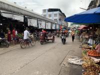 งานเทศกิจนครแม่สอด ออกตรวจความเรียบร้อยและจัดระเบียบตลาดเทศบาลนครแม่สอด 30 ส.ค.2566