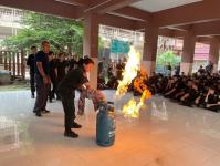 ดับเพลิงแม่สอด ออกให้ความรู้ด้านการดับเพลิงขั้นต้น ให้กับ นศท.โรงเรียนสรรพวิทยาคม