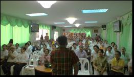 งานพัฒนาชุมชน-โครงการส่งเสริมและให้ความรู้กลุ่มผู้สูงอายุในเขตเทศบาลนครแม่สอด “หลักสูตรการพัฒนาคุณภาพชีวิตผู้สูงอายุในเขตเทศบาลนครแม่สอด”ประจำปี 2562