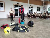 ดับเพลิงแม่สอด ออกให้ความรู้การดับเพลิงขั้นต้น โรงเรียนอนุบาลบัยตี อินเตอร์เนชั่นแนล