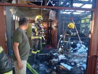 ดับเพลิงแม่สอด ออกระงับเหตุเพลิงไหม้บ้านประชาชน หน้าปั๊มน้ำมันนอร์ท ถนนราษฎร์อุทิศ