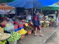 งานเทศกิจนครแม่สอด ออกตรวจความเรียบร้อยและจัดระเบียบตลาดเทศบาลนครแม่สอด 12 ก.ย.2566