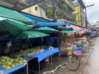 งานเทศกิจนครแม่สอด ออกตรวจความเรียบร้อยและจัดระเบียบตลาดเทศบาลนครแม่สอด 12 ก.ย.2566