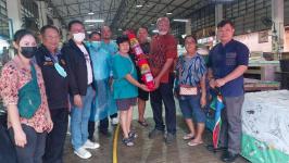 ดับเพลิงแม่สอด ออกฉีดล้างทำความสะอาดตลาดบ้านเหนือ