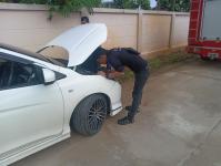 ดับเพลิงแม่สอด ออกช่วยเหลือลูกแมวติดภายในรถยนต์ประชาชน