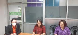 ประชุมเรื่องอาคารไนท์บาร์ซ่ากับแม่ค้า 
