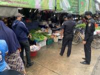 งานเทศกิจนครแม่สอด ออกตรวจความเรียบร้อยและจัดระเบียบตลาดเทศบาลนครแม่สอด 2 ต.ค..2566