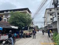 ดับเพลิงแม่สอด ออกตัดต้นไม้สี่แยกร้านขายปลา(ตลาดพาเจริญ)